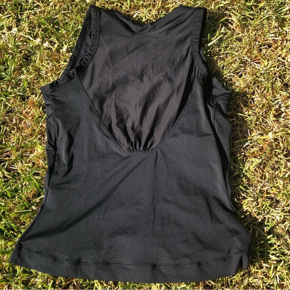 6 Tops - 4 Nike Sports Bras/Tops 1 Lucy, 1 Kyodan XS/S - Picture 4 of 16